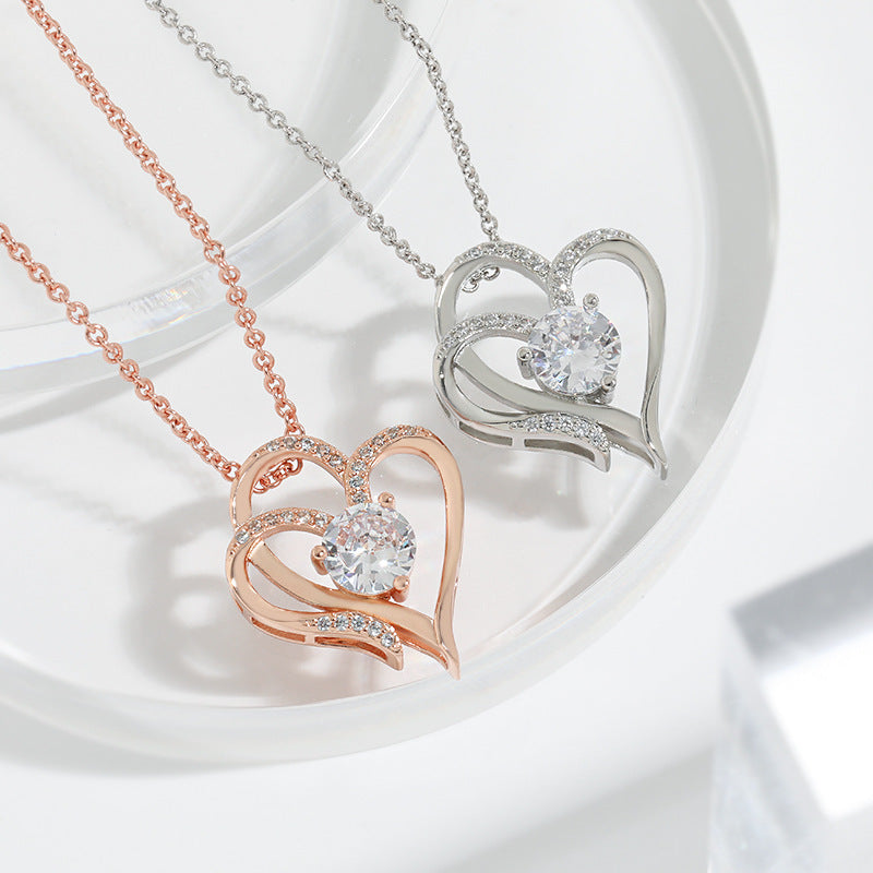Collier Élégance Maman Moyyudé en or rose et argent avec pendentif cœur serti de diamants, cadeau de luxe pour femme
