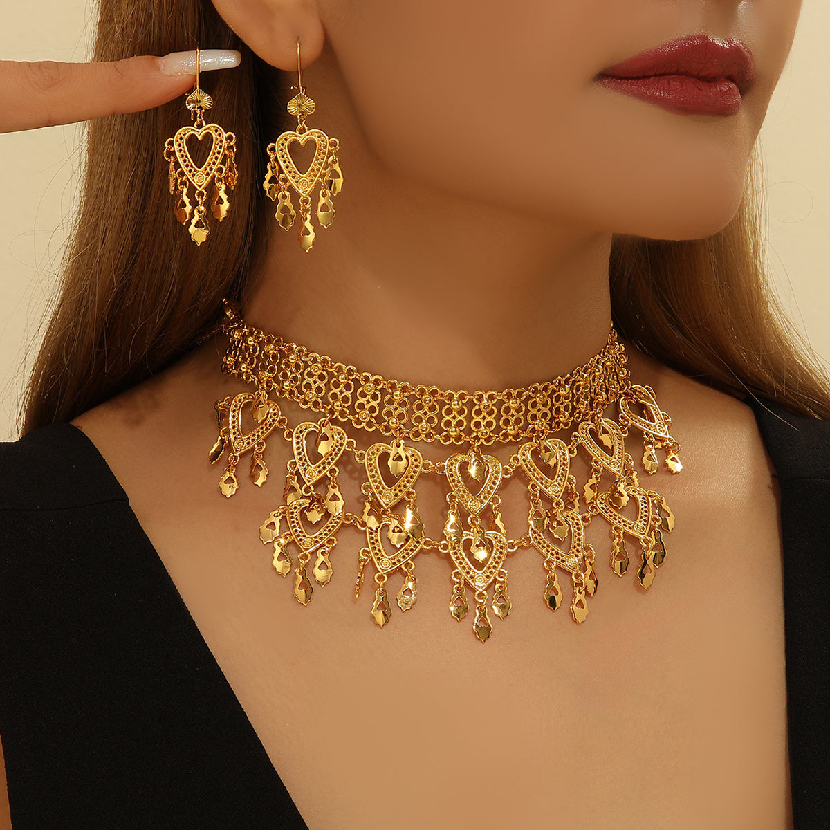 Parure princesse dorée Moyyudé avec collier et boucles d'oreilles délicates en or pour femme