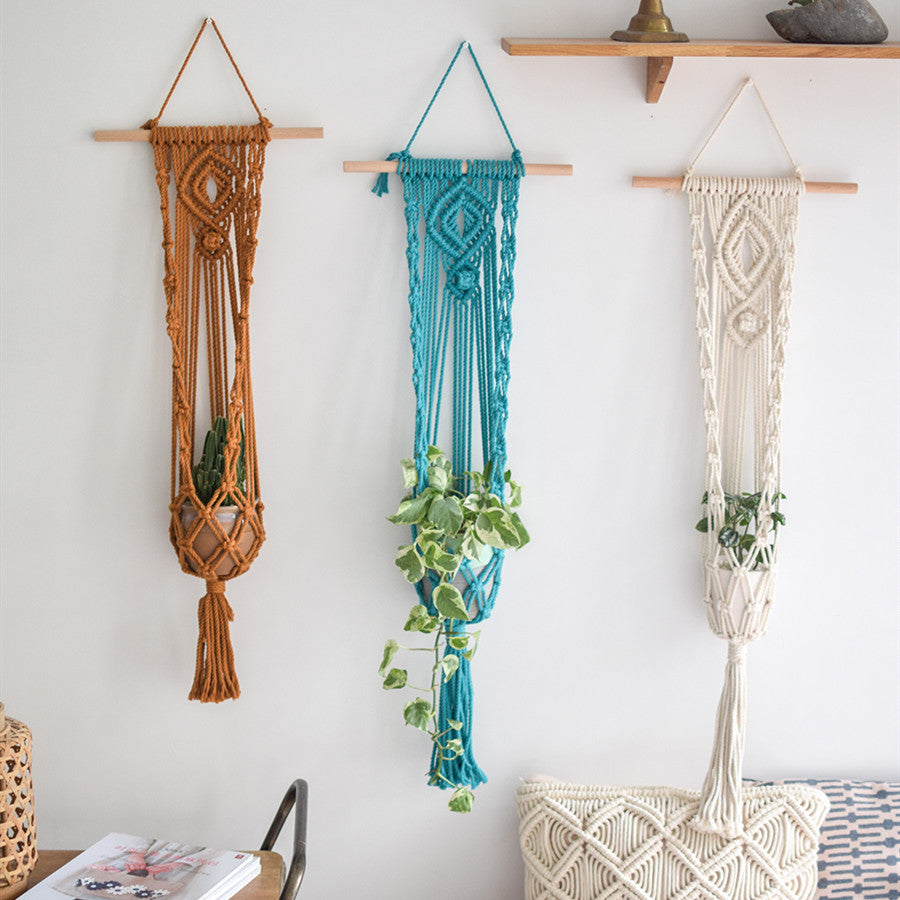 Hand made hanging basket tapestry - Moyyudé