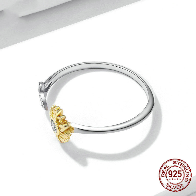 Bague Ouverte Tournesol Plaquée Or – Élégance Florale Ajustable - Moyyudé