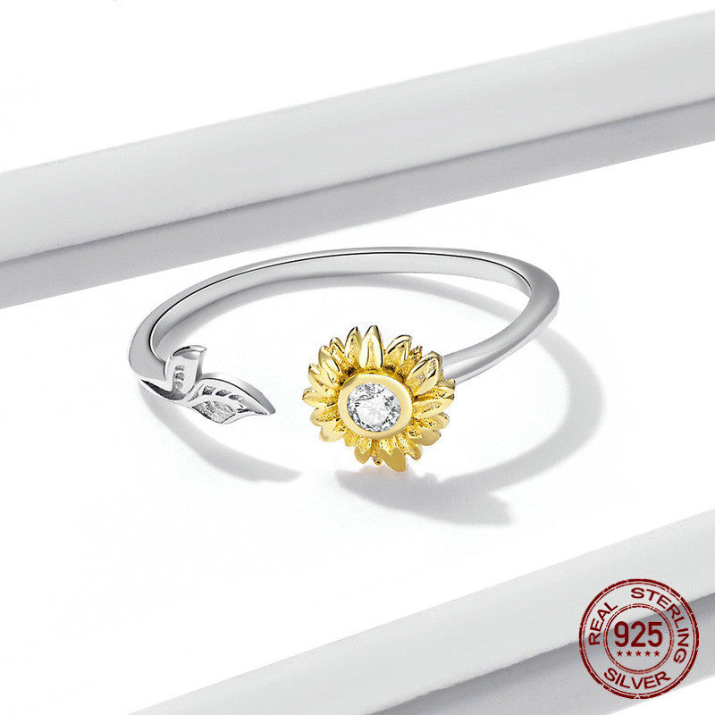 Bague Ouverte Tournesol Plaquée Or – Élégance Florale Ajustable - Moyyudé