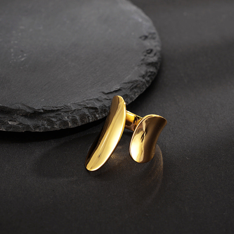 Women's Fashion Light Pasta Finger Ring - Moyyudé