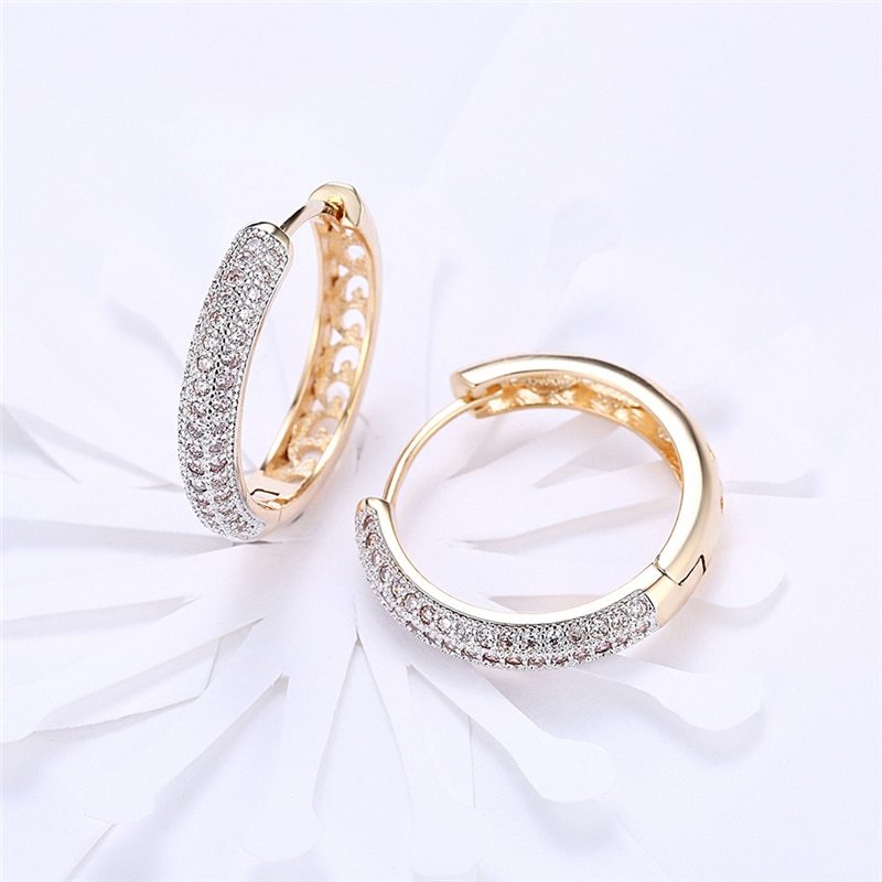 Boucles d’oreilles Moyyudé en bijoux élégants en or 18K avec pierres étincelantes serties