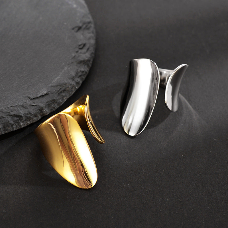 Women's Fashion Light Pasta Finger Ring - Moyyudé