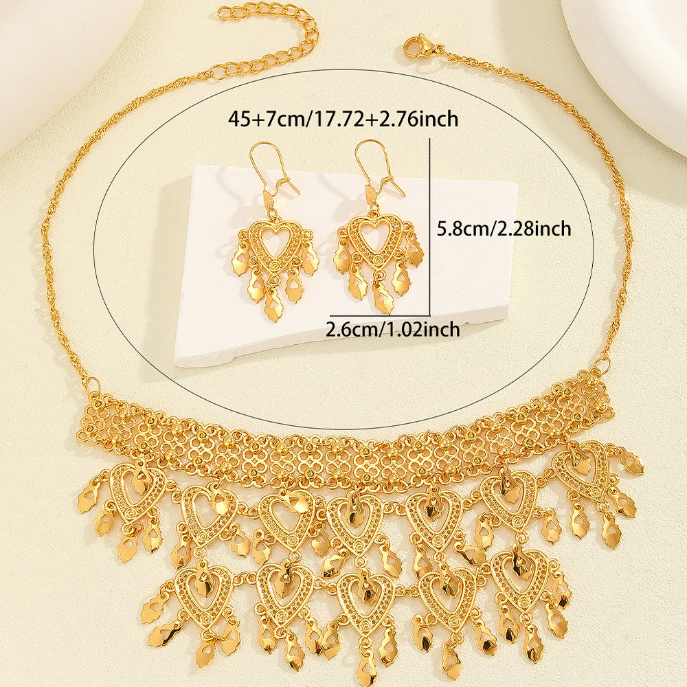 Parure princesse dorée Moyyudé avec collier et boucles d'oreilles au design cœurs décoratifs