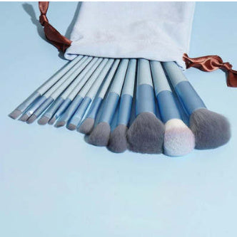 Set pinceaux teint et yeux Moyyudé avec poils doux et manche bleu clair pour maquillage précis